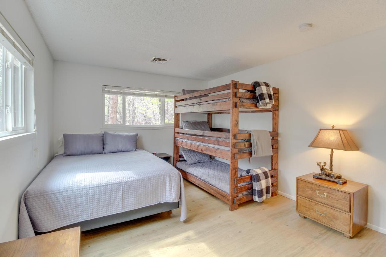 Updated Country Club Cabin, Near Golfing And Hiking! Indian Pine Dış mekan fotoğraf